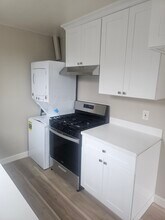 3201 64th Ave, Unit C in Oakland, CA - Building Photo - Building Photo