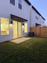 9005 Comal St in Houston, TX - Building Photo - Building Photo