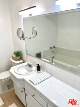 22828 Pacific Coast Hwy in Malibu, CA - Building Photo - Building Photo