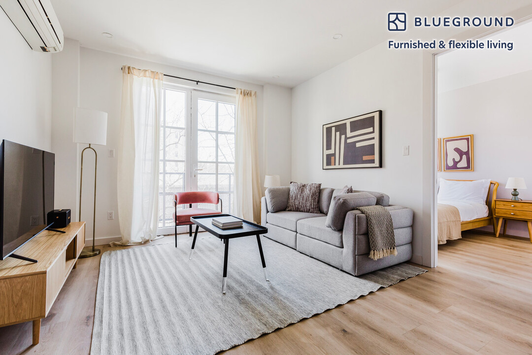 68 Gold St in Brooklyn, NY - Building Photo