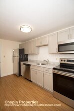 85 Chestnut St, Unit 6 in Brookline, MA - Foto de edificio - Building Photo