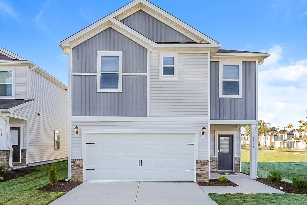 1105 Orch Strm Dr in Haw River, NC - Foto de edificio