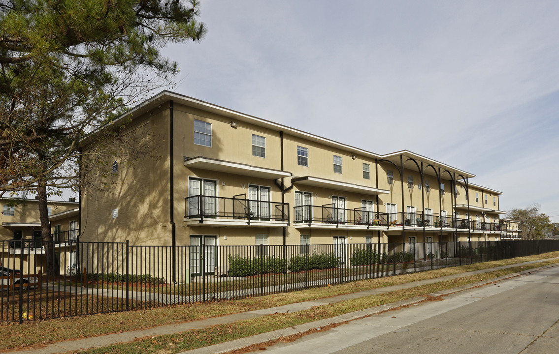 Hudson Square Apartments in Baton Rouge, LA - Building Photo