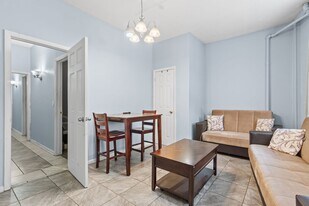 91 Ocean Ave, Unit 2 in Jersey City, NJ - Building Photo