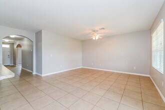 31 NE 9th Pl in Cape Coral, FL - Building Photo - Building Photo