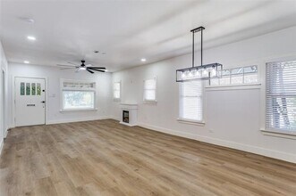 2101 Fairmount Ave in Fort Worth, TX - Foto de edificio - Building Photo