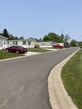 WildFlower Crossing in Albion, MI - Building Photo - Building Photo