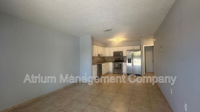 2720 Sunrise Ct in Orlando, FL - Building Photo - Building Photo