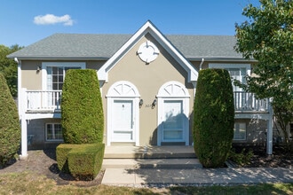 Prairie Creek Townhomes in Dekalb, IL - Foto de edificio - Building Photo