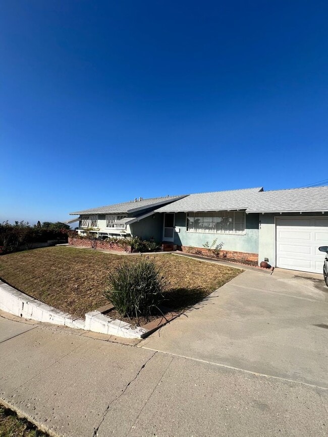 property at 433 Arnett Ave
