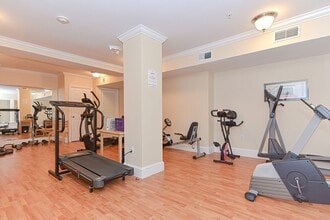 426 Mount Hope St, Unit 509 in North Attleboro, MA - Foto de edificio - Building Photo