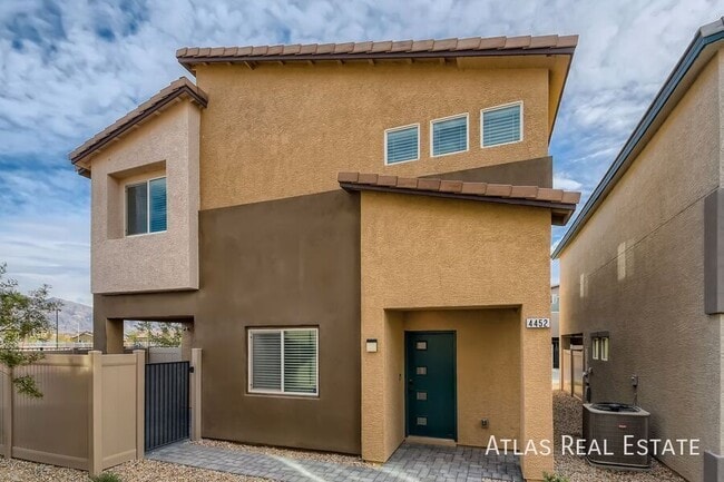 4452 Sapphire Moon Ave in North Las Vegas, NV - Building Photo - Building Photo