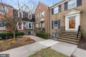 4809 Sangamore Rd in Bethesda, MD - Building Photo