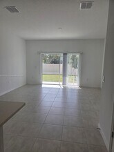 3013 Skyline Lp in Kissimmee, FL - Building Photo - Building Photo