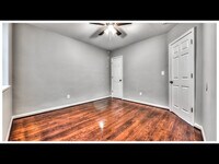 3704 W Franklin St photo'