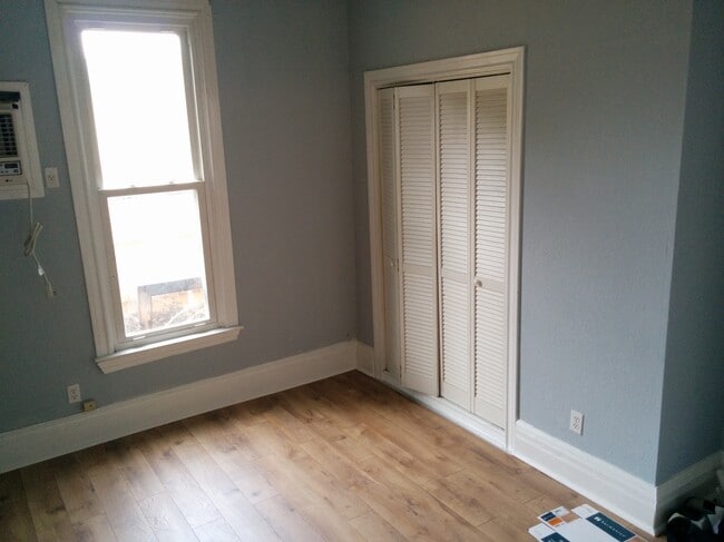 623 Barbe St, Unit Apt. 1 in San Antonio, TX - Building Photo - Building Photo