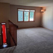 2649 Stanbrook St in Fitchburg, WI - Building Photo - Building Photo