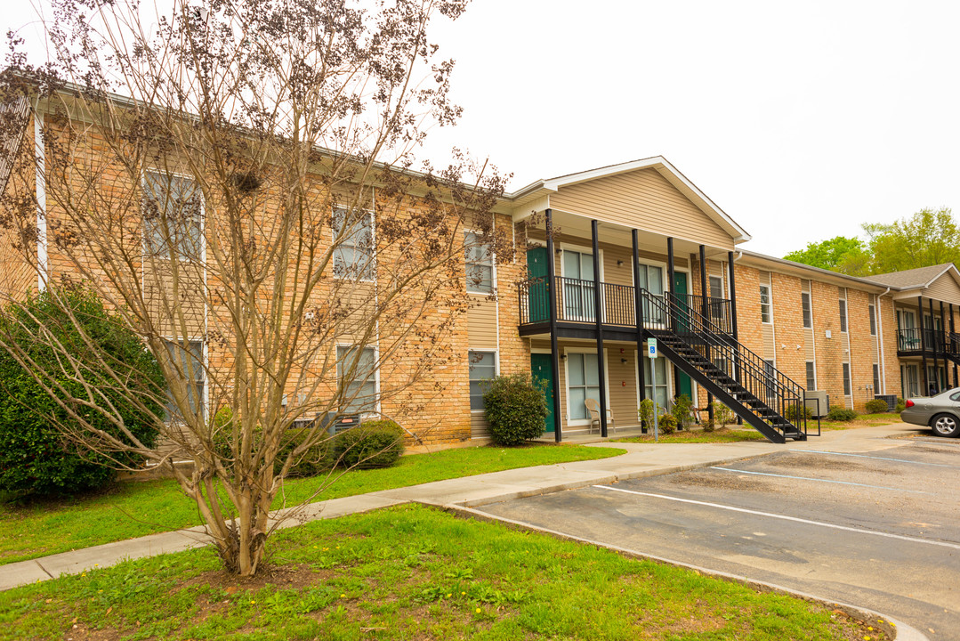 Brookview Apartments in Montgomery, AL - Building Photo