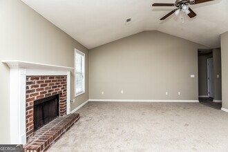 831 Rosewood Cir in Jonesboro, GA - Building Photo - Building Photo