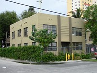 101-115 NE 78th St in Miami, FL - Foto de edificio - Building Photo