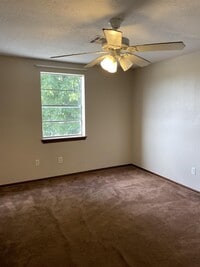 1020 E Main St photo'