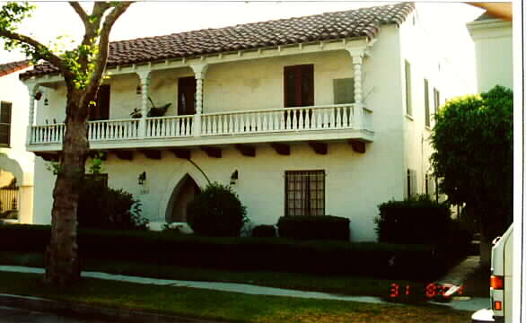 438 S Maple Dr in Beverly Hills, CA - Building Photo - Building Photo