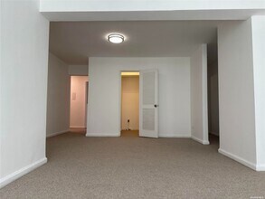 143-43 41st Ave-Unit -5F in Queens, NY - Building Photo - Building Photo