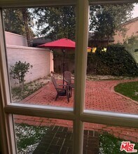 5514 Calhoun Ave in Los Angeles, CA - Building Photo - Building Photo