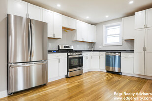 16 Bostonia Ave, Unit 2 in Brighton, MA - Building Photo
