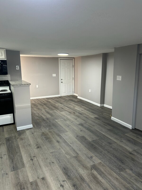 66 Jefferson St, Unit 1 basement in Troy, NY - Building Photo - Building Photo