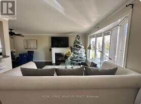 1353 Sheldon Ave in Oakville, ON - Building Photo