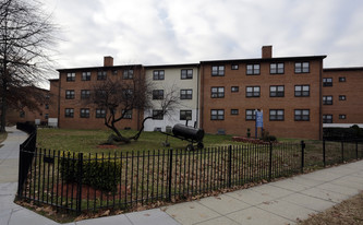 Kenilworth Courts/Parkside Addition Apartamentos