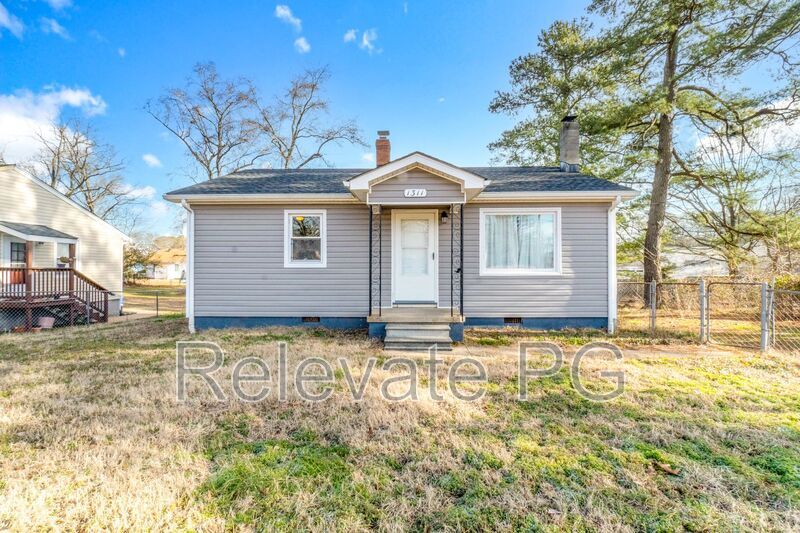 1311 Miles Ave in Hopewell, VA - Building Photo