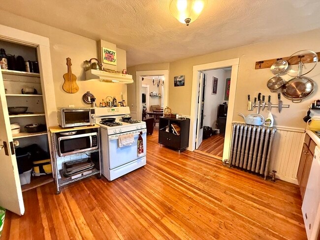 15 Clayton St in Watertown, MA - Building Photo - Building Photo