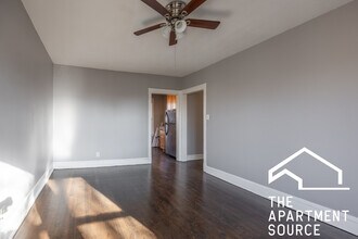 3602 W Sunnyside Ave, Unit 3 in Chicago, IL - Building Photo - Building Photo