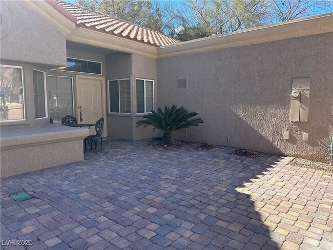 9537 Eagle Valley Dr in Las Vegas, NV - Building Photo - Building Photo