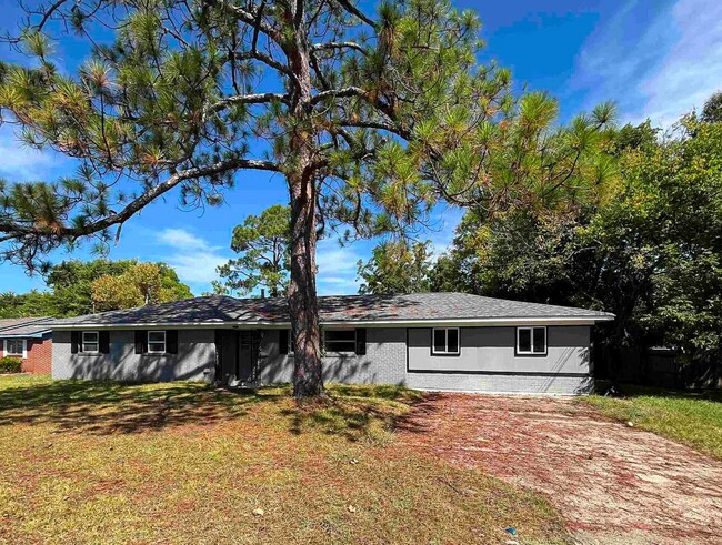 property at 1231 Devonshire Dr
