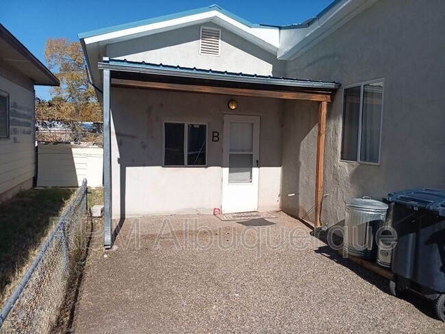 255 Gene Ave NW in Albuquerque, NM - Building Photo - Building Photo