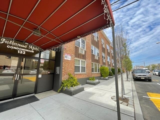 133 33rd St in Union City, NJ - Building Photo - Building Photo