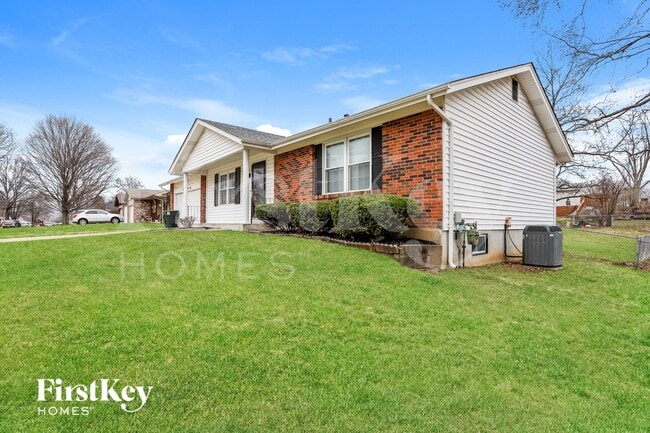 1366 Brandywine Ln in St. Peters, MO - Foto de edificio - Building Photo