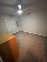 505 S Urbana Ave in Urbana, IL - Foto de edificio - Building Photo