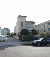 5410 La Mirad Ave in Los Angeles, CA - Building Photo - Building Photo