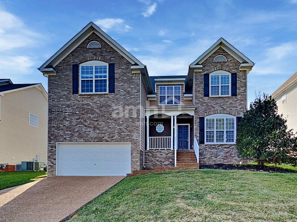 3058 Romain Trail in Spring Hill, TN - Building Photo