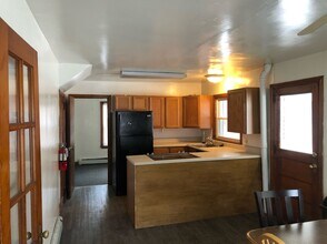 1005 N Atherton St in State College, PA - Building Photo - Building Photo