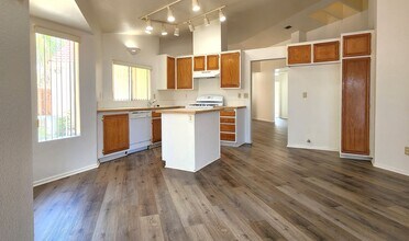 11867 Venetian Dr in Moreno Valley, CA - Building Photo - Building Photo