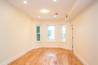 79 Brighton Ave, Unit A in Boston, MA - Building Photo - Building Photo