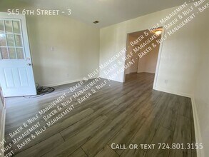 545 Sixth St, Unit 3 in Trafford, PA - Building Photo - Building Photo