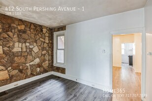 412 S Pershing Ave