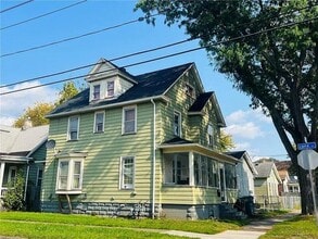 98 Lime St in Rochester, NY - Building Photo - Building Photo