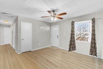 2951 Peacock St in Hope Mills, NC - Building Photo - Building Photo